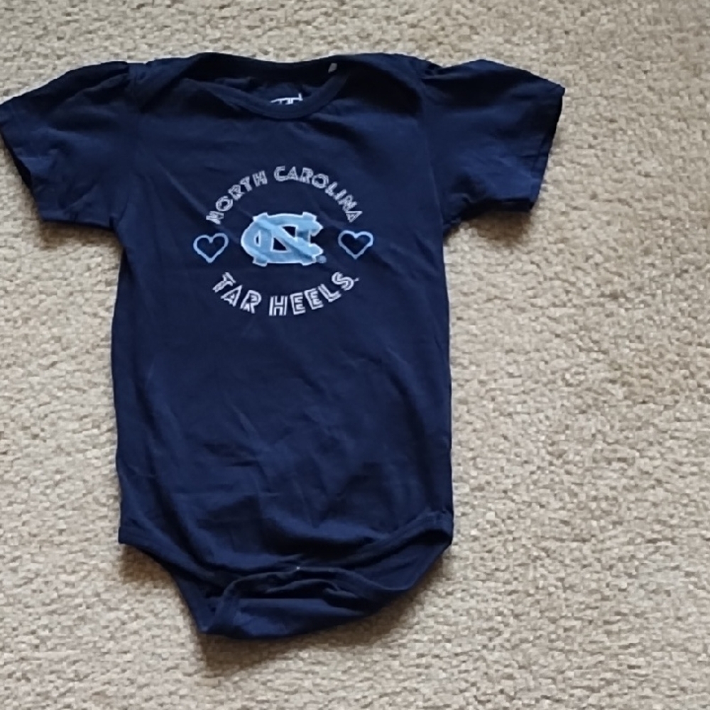 UNC Bodysuit 12-18 Months Boy Girl Unisex Garb Short Sleeve Navy Carolina Blue